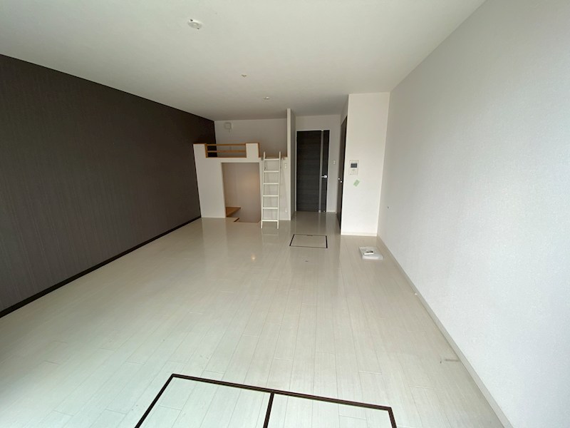 NORTH VILLAGE BIRTH PLACE リビング
