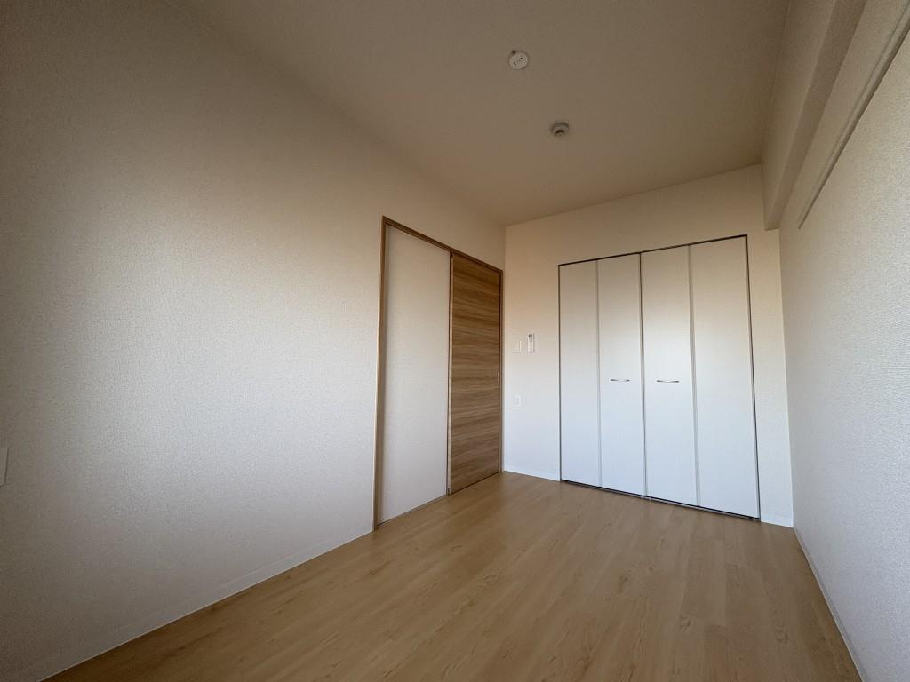 リラスクエア八尾宮町Ⅱ ベッドルーム