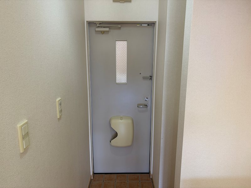 ソレイユ野色 玄関