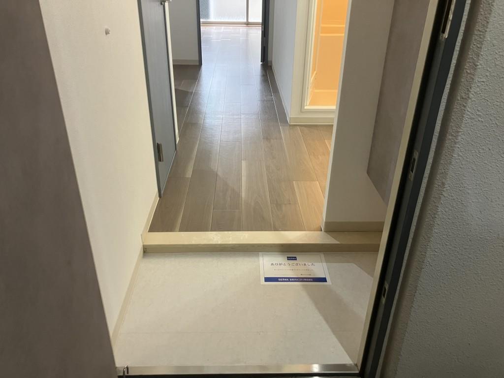フォレストプラザⅠ 玄関