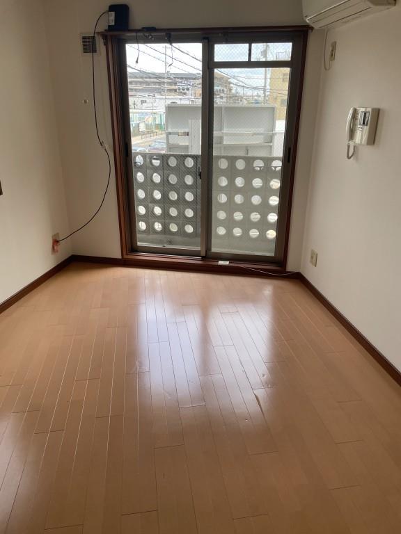 ベルフラワー岡町 リビング