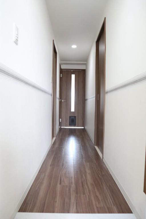 RESIDENCE MIWA 玄関