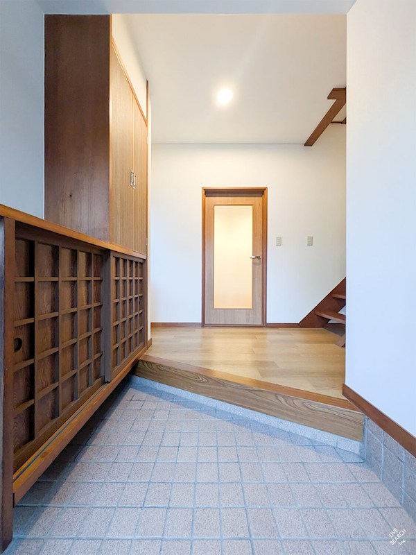 常盤町戸建 玄関