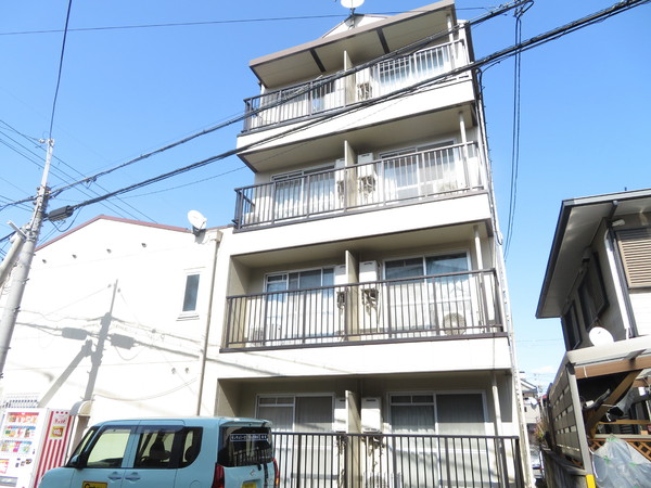 栄町フラッツ 外観