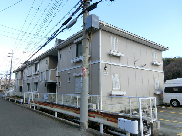 メゾン栄 外観