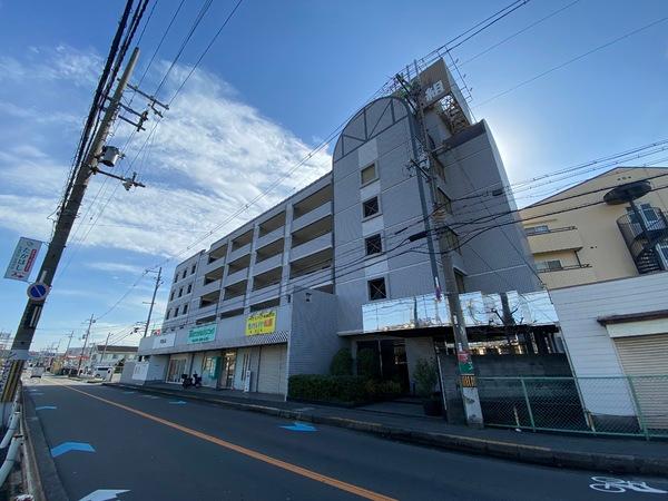 サン・ルミエール 外観