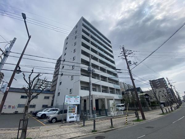 Ｗ．Ｏ．Ｂ．ＳＡＫＡＩ 外観