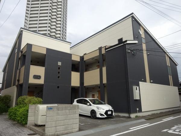 モンサント旭町 外観