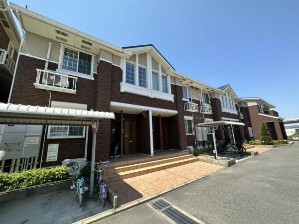 クリスタル　グランツ 外観