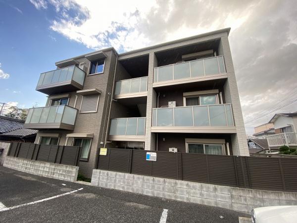 ハイツ　ストラッセ２ 外観