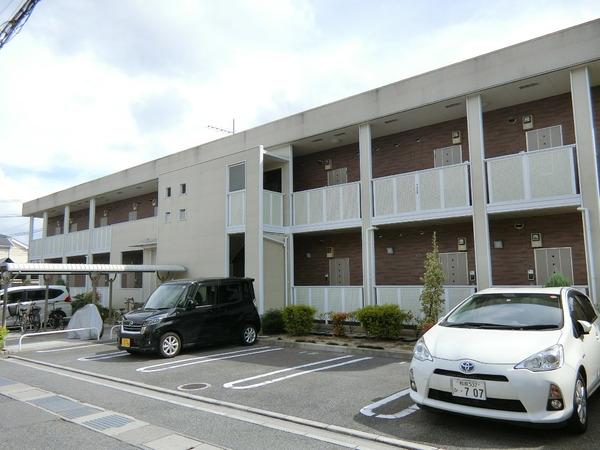 ビッグ　ウエスト 外観