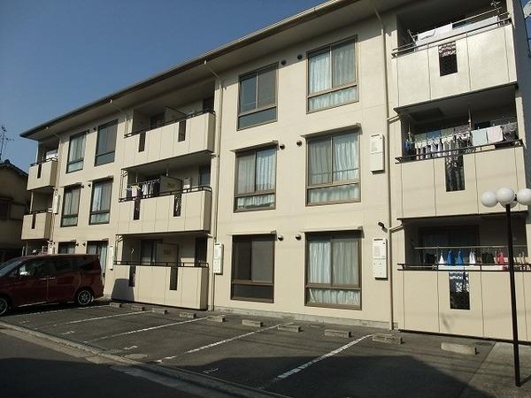 トリヴァンナカオ 外観