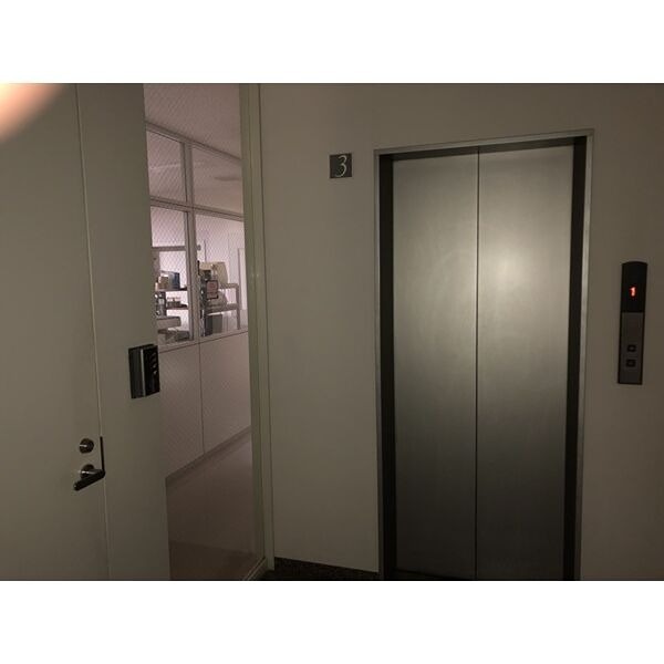 居東屋伏見中駒ビル その他