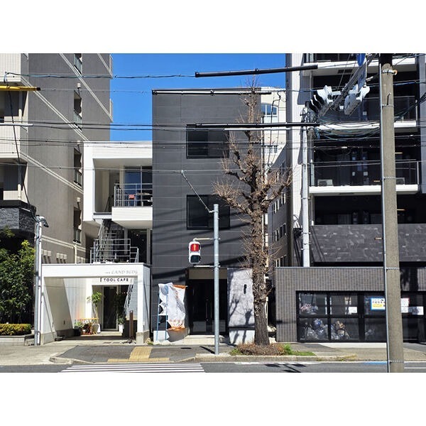 ベース名駅南 外観