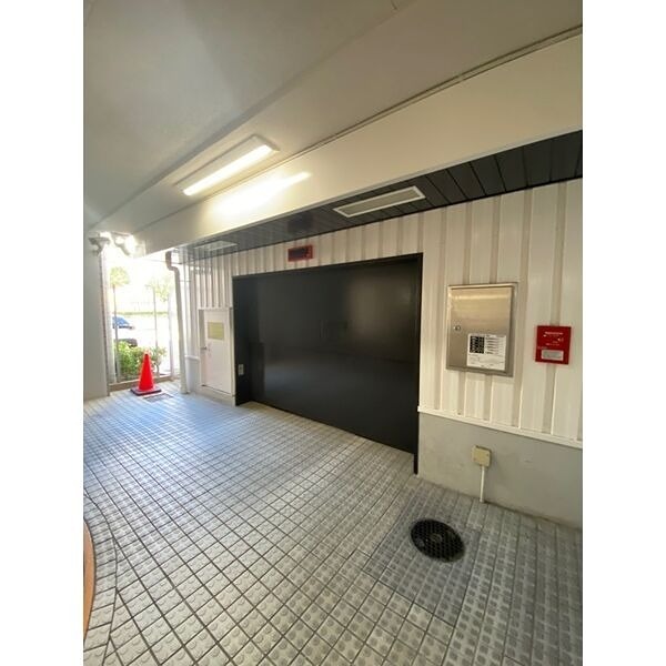 橘AKビル 駐車場