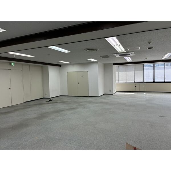 白川第8中駒ビル その他