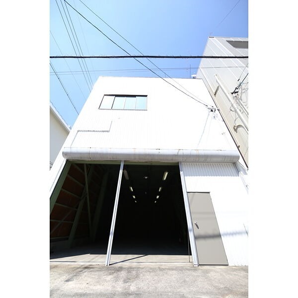 新栄町貸倉庫 外観