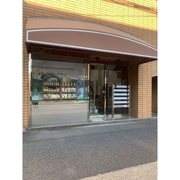 ITビル 外観