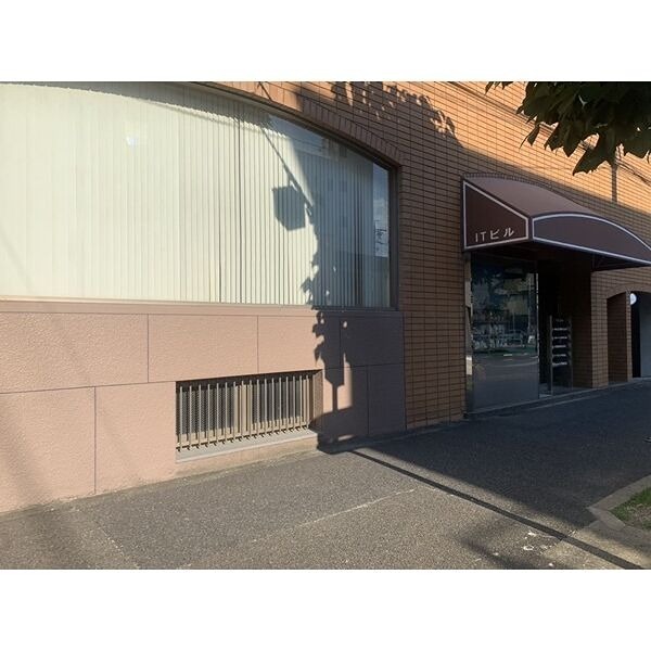 ITビル 外観