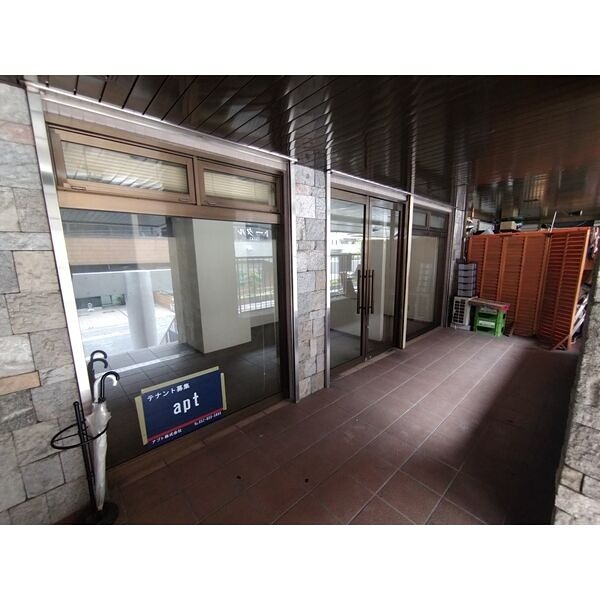 ハピネス植田店舗 外観