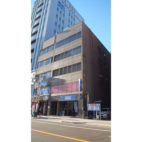 日進ビル 外観
