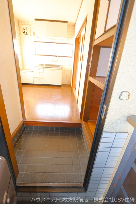 交久瀬ハイツB棟 玄関