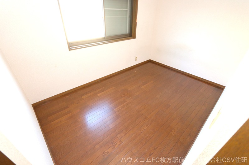交久瀬ハイツB棟 駐車場