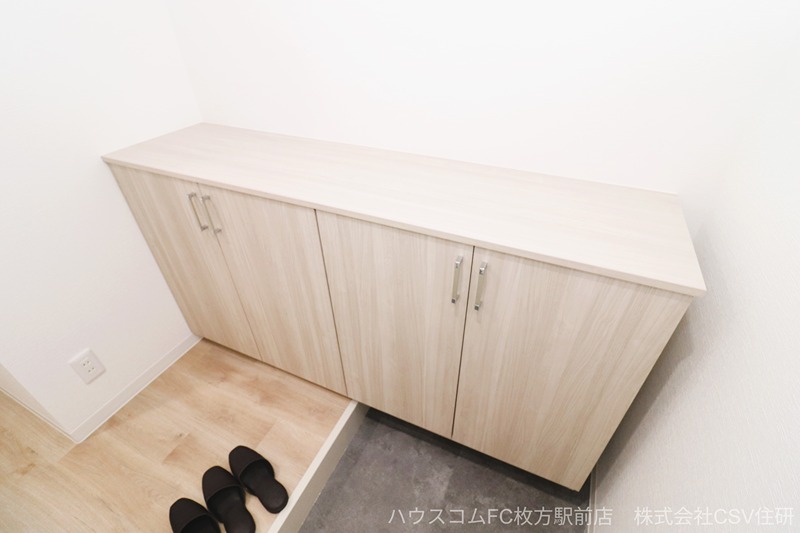 クレドールK 玄関