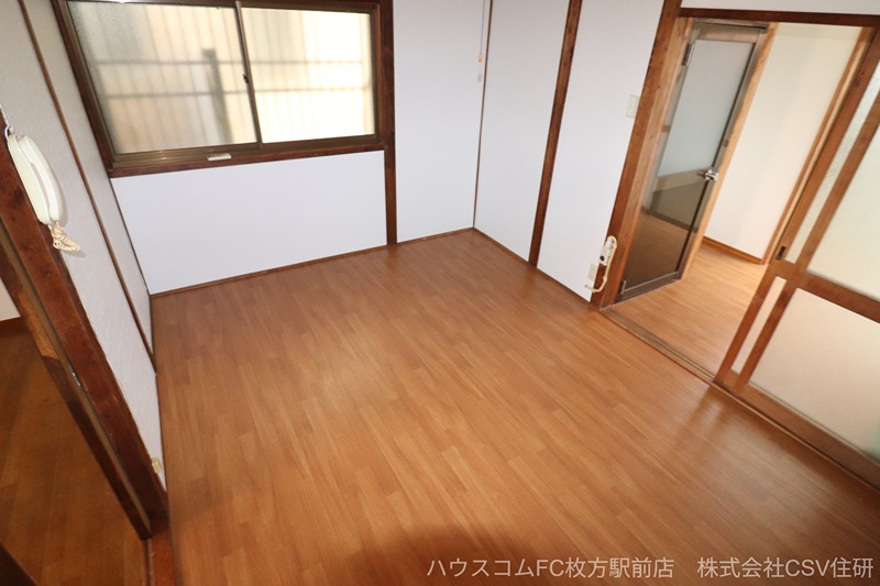 枚方市渚南町32-14テラス エントランス