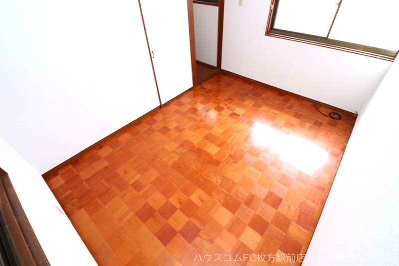 枚方市南中振１丁目41-31貸家 ベッドルーム