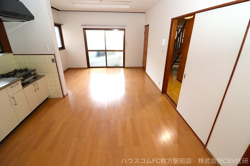 枚方市南中振１丁目41-31貸家 リビング