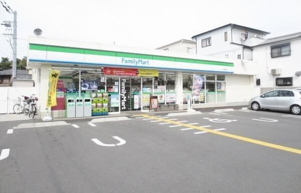レオパレスMICHIKO 駐車場