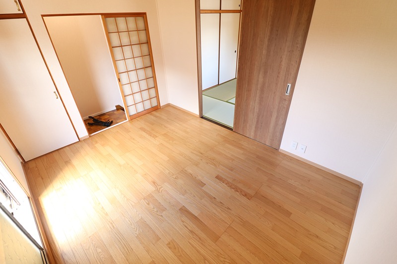 高地ハイツ ベッドルーム