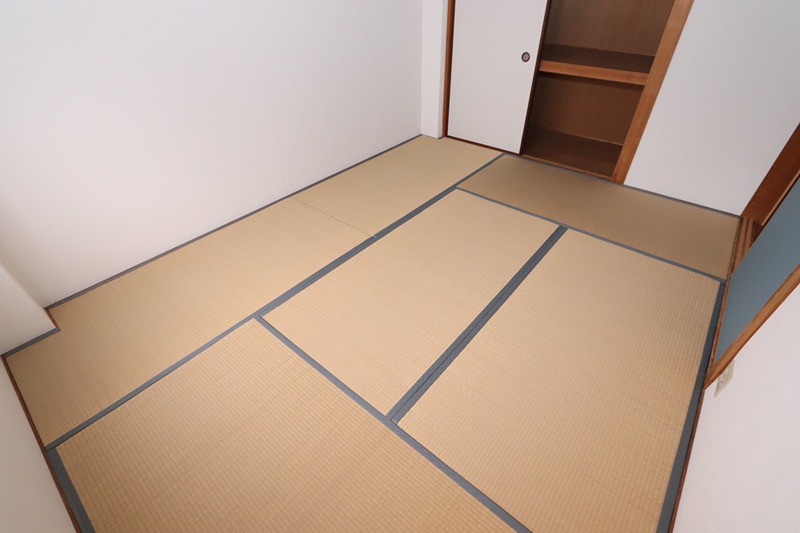 野村マンション ベッドルーム