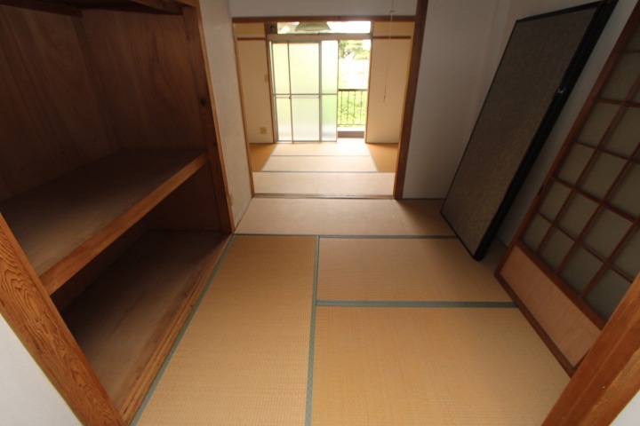 掃部マンション 玄関