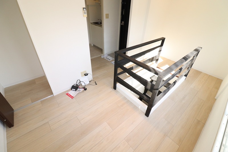 New　StoRK　Apartment　禁野本町 リビング