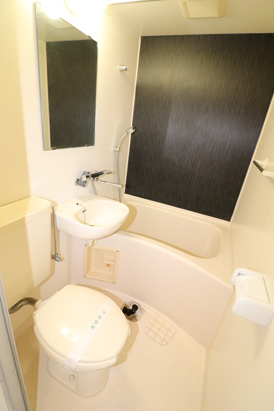 New　StoRK　Apartment　禁野本町 風呂画像