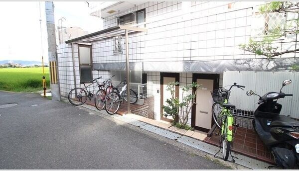 プレヂデントマンションⅡ 駐車場