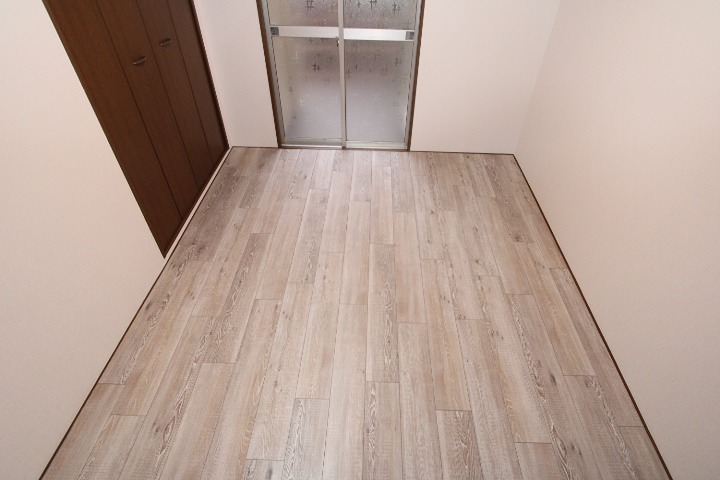 堀建第四アパート 玄関