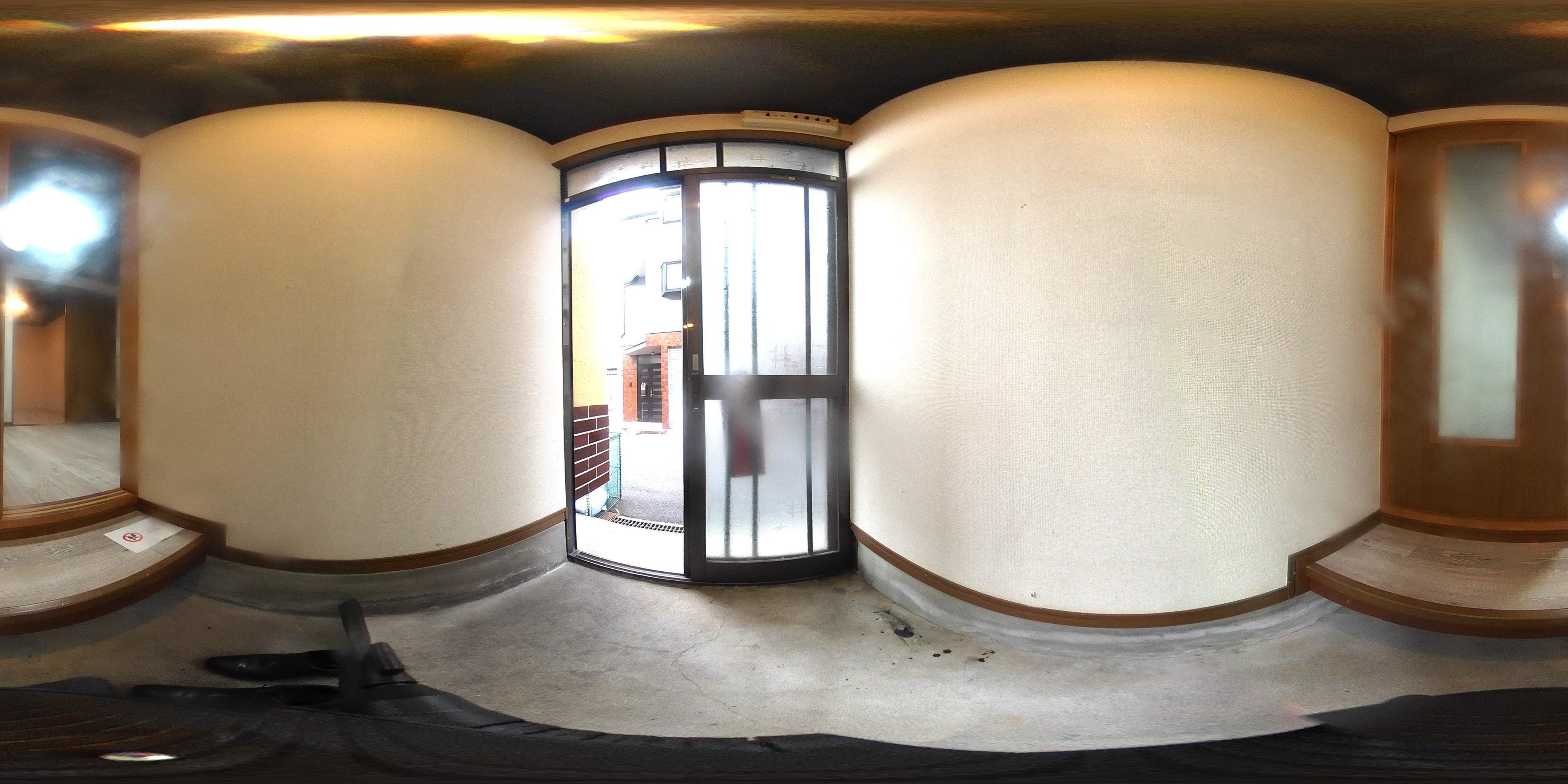 堀建第四アパート 玄関