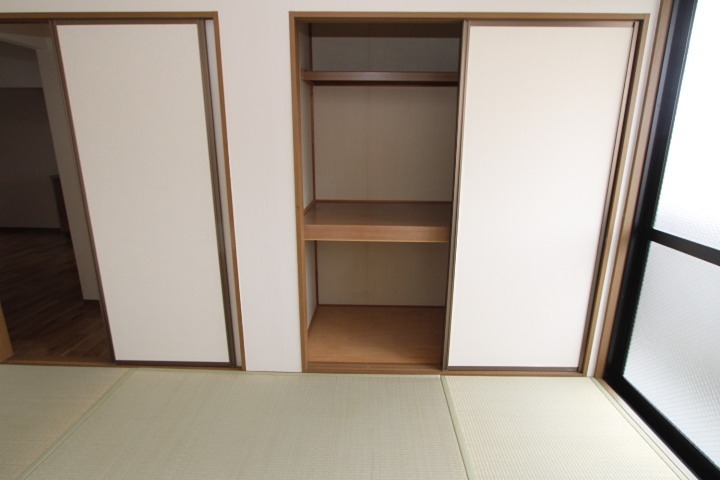 エスポワールドミール 収納