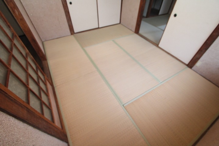 西田借家 ベッドルーム