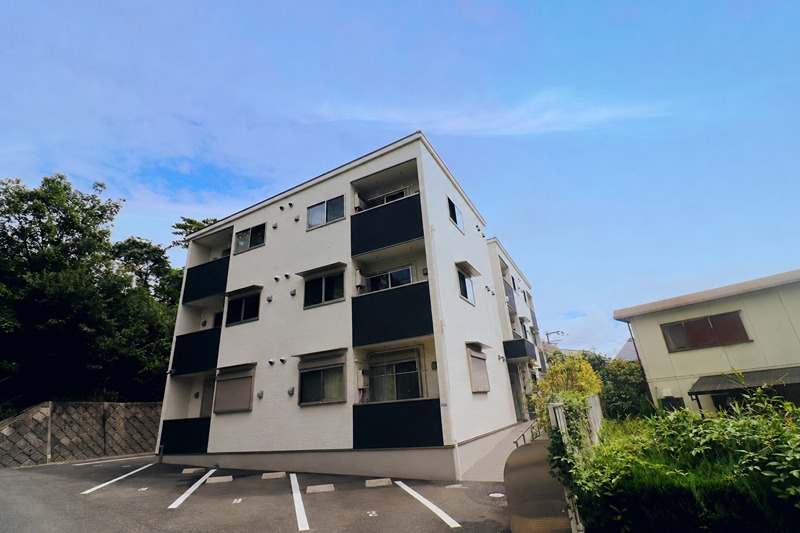 クラウディア香里ケ丘 外観
