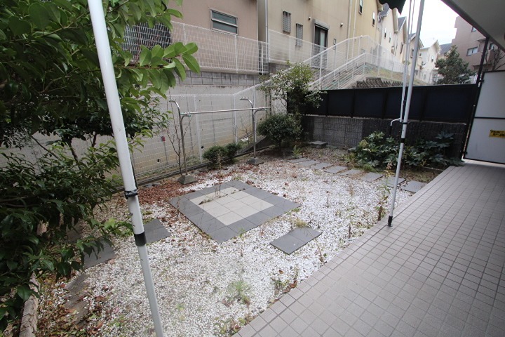 ダイアパレス枚方山田池公園 駐車場