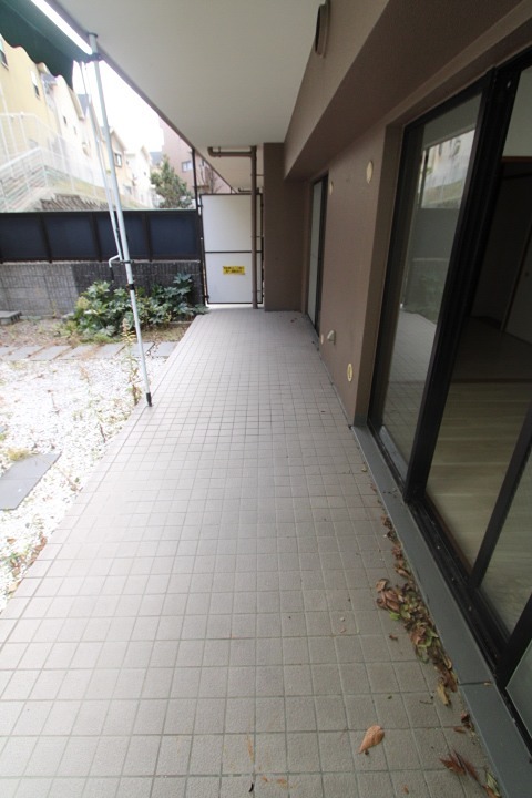 ダイアパレス枚方山田池公園 ベランダ