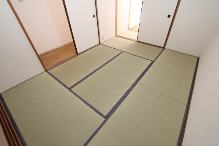枚方ハイツ第８号棟 ロビー