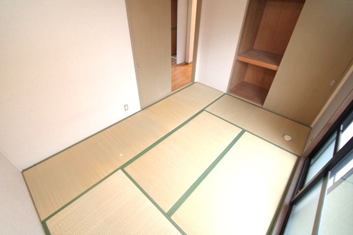 ウインディ・彩Ⅱ ベッドルーム