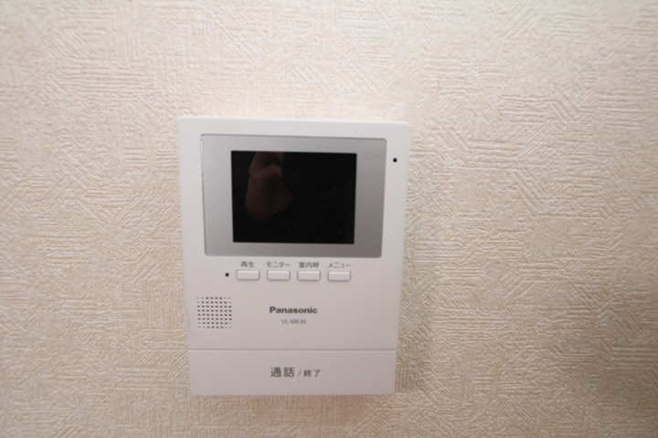 東香里新町1-31　貸家 セキュリティ