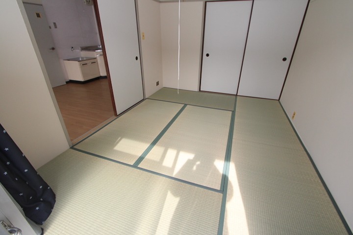 枚方ハイツ　３号棟 ベッドルーム