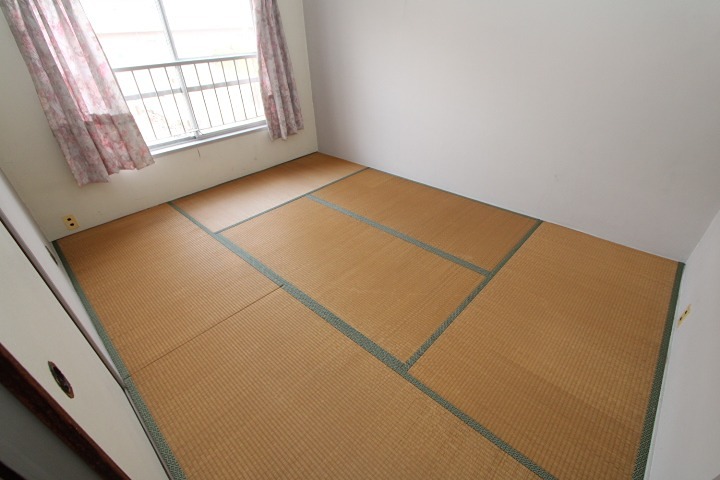 枚方ハイツ　３号棟 ベッドルーム